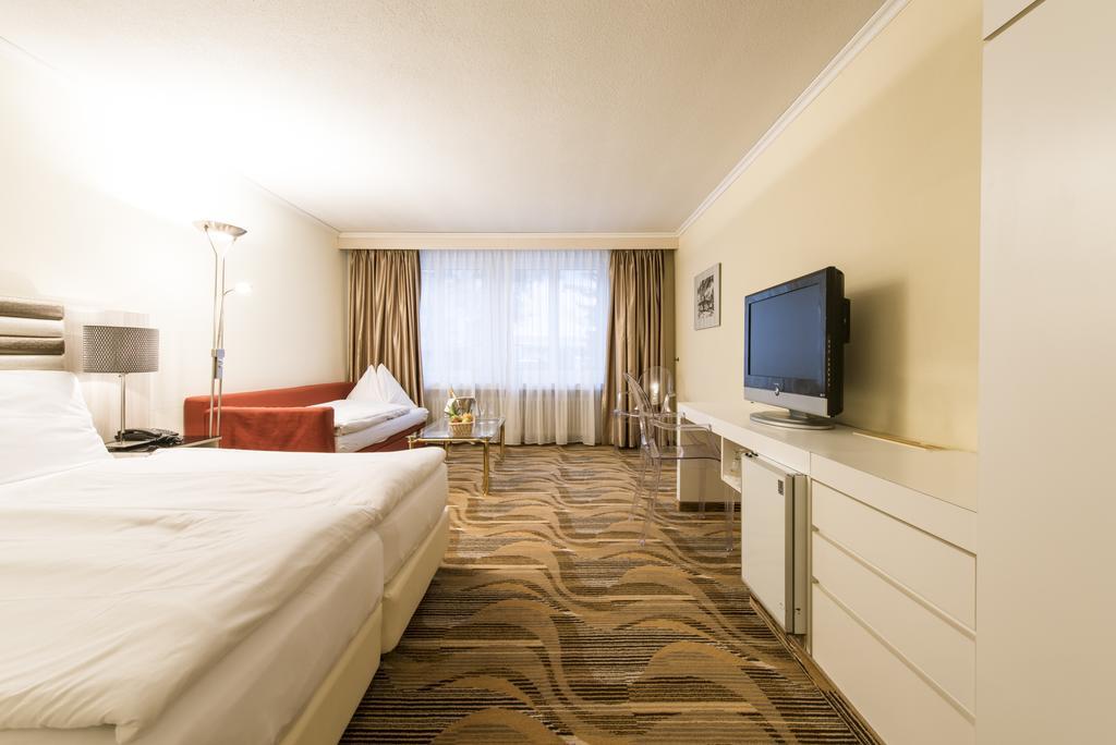 Posthotel Holiday Villa Arosa Kültér fotó