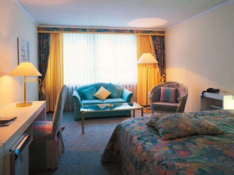 Posthotel Holiday Villa Arosa Kültér fotó