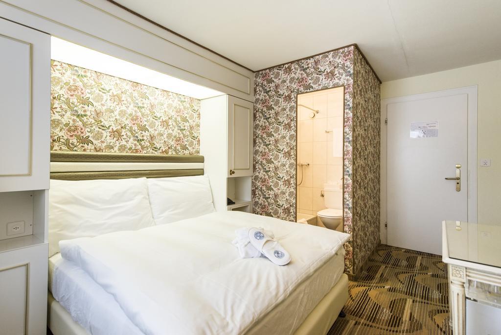 Posthotel Holiday Villa Arosa Szoba fotó