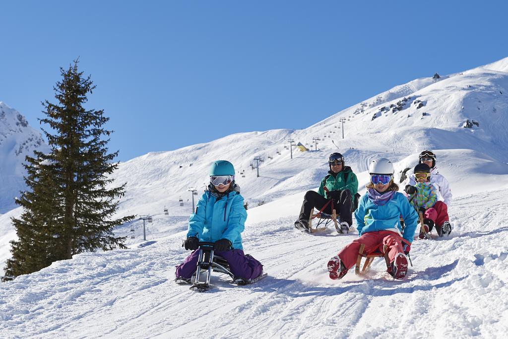 Posthotel Holiday Villa Arosa Kültér fotó