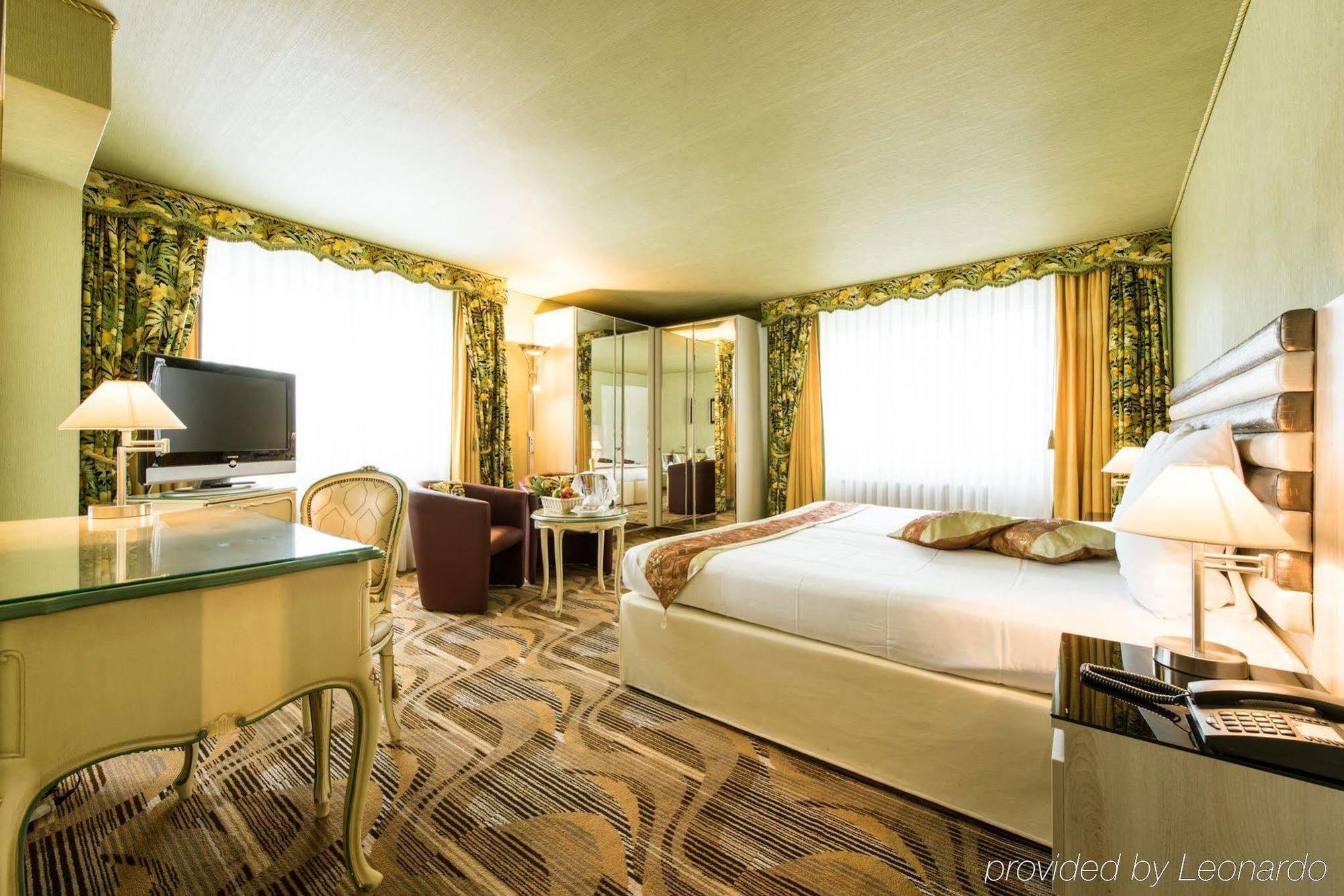 Posthotel Holiday Villa Arosa Kültér fotó